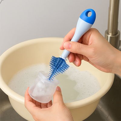 Goupillon biberon | Ergonomique - LindadiegoShop
